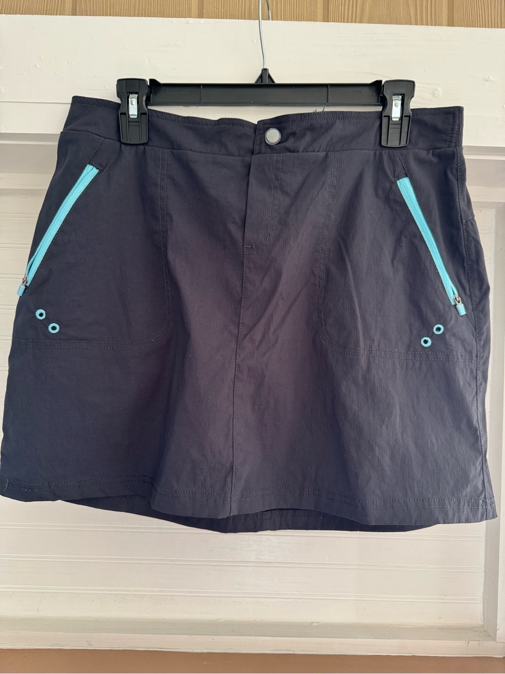 Women’s Navy Skort with Aqua Zipper Accents